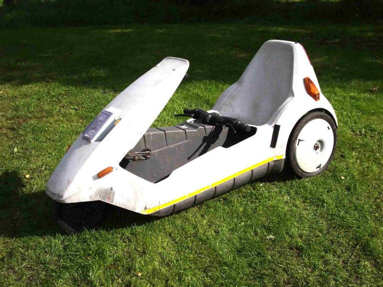 The Sinclair C5: A Pioneering Venture in Electric Mobility